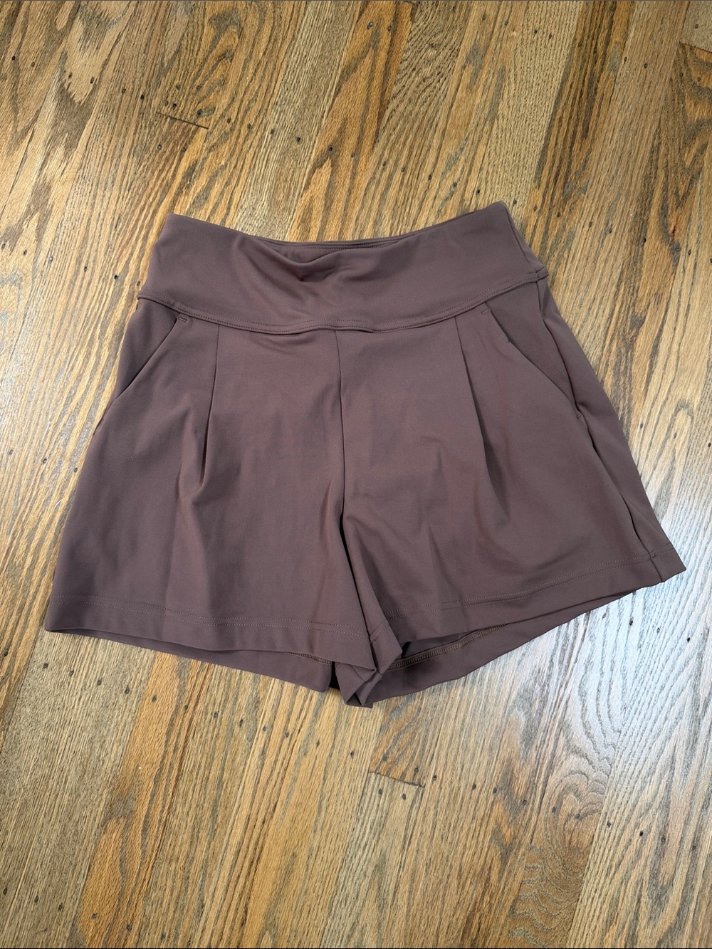 Halara casual shorts